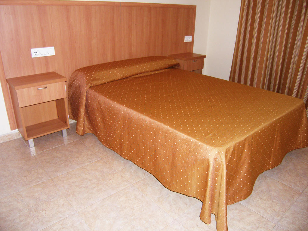 Apartamentos Cibeles Roquetas de Mar Quarto foto
